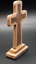 Beech wood Celtic cross detail view